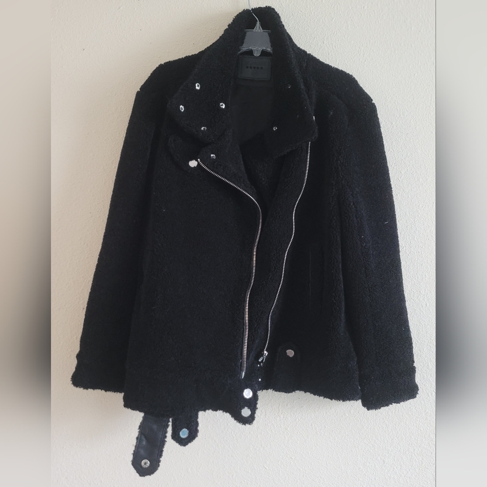 Blank NYC Sz Medium Faux Shearling Moto Jacket